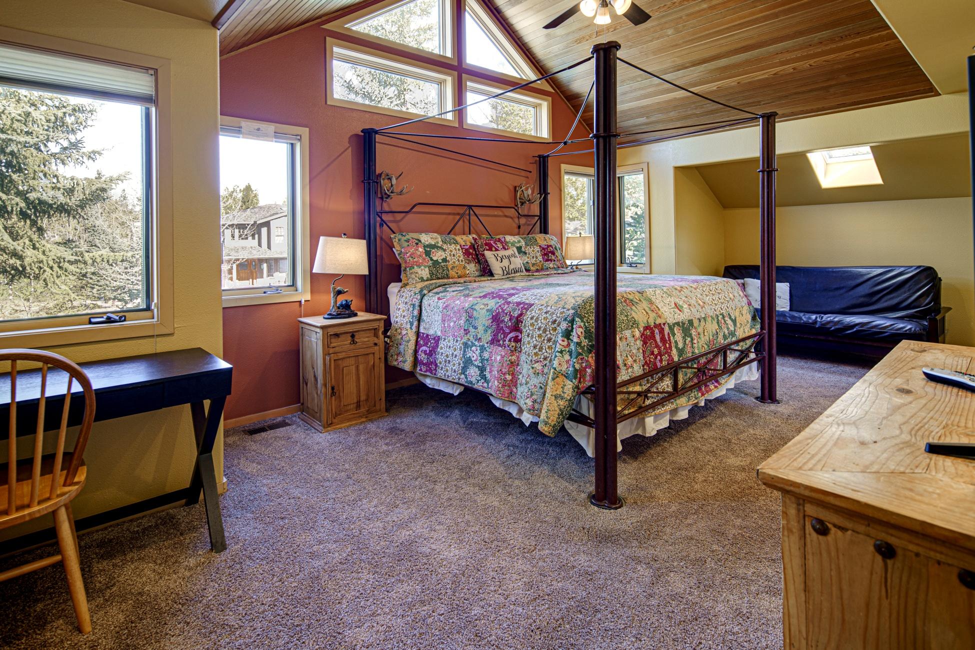 Fairway Point Villag - Residential