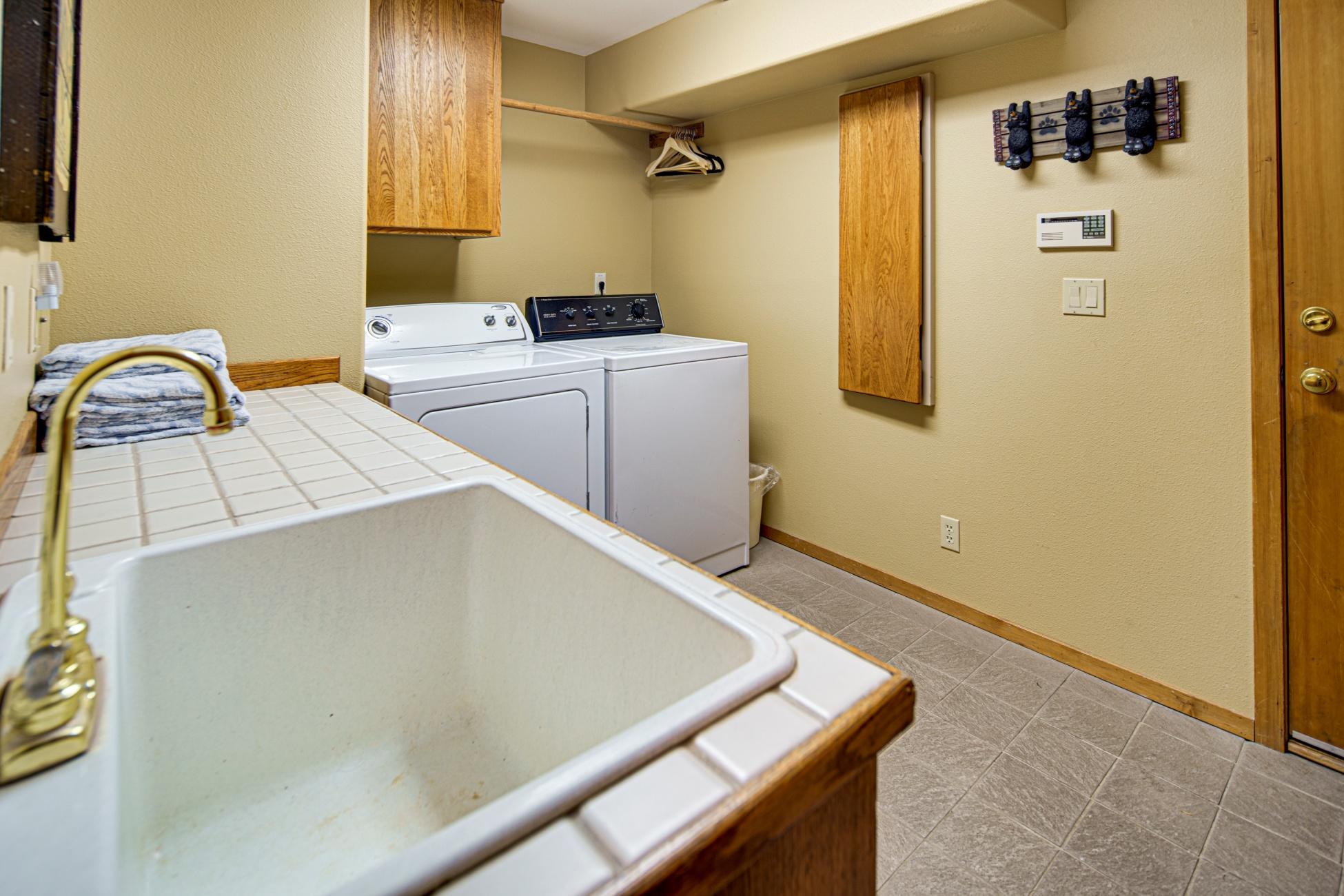 Fairway Point Villag - Residential