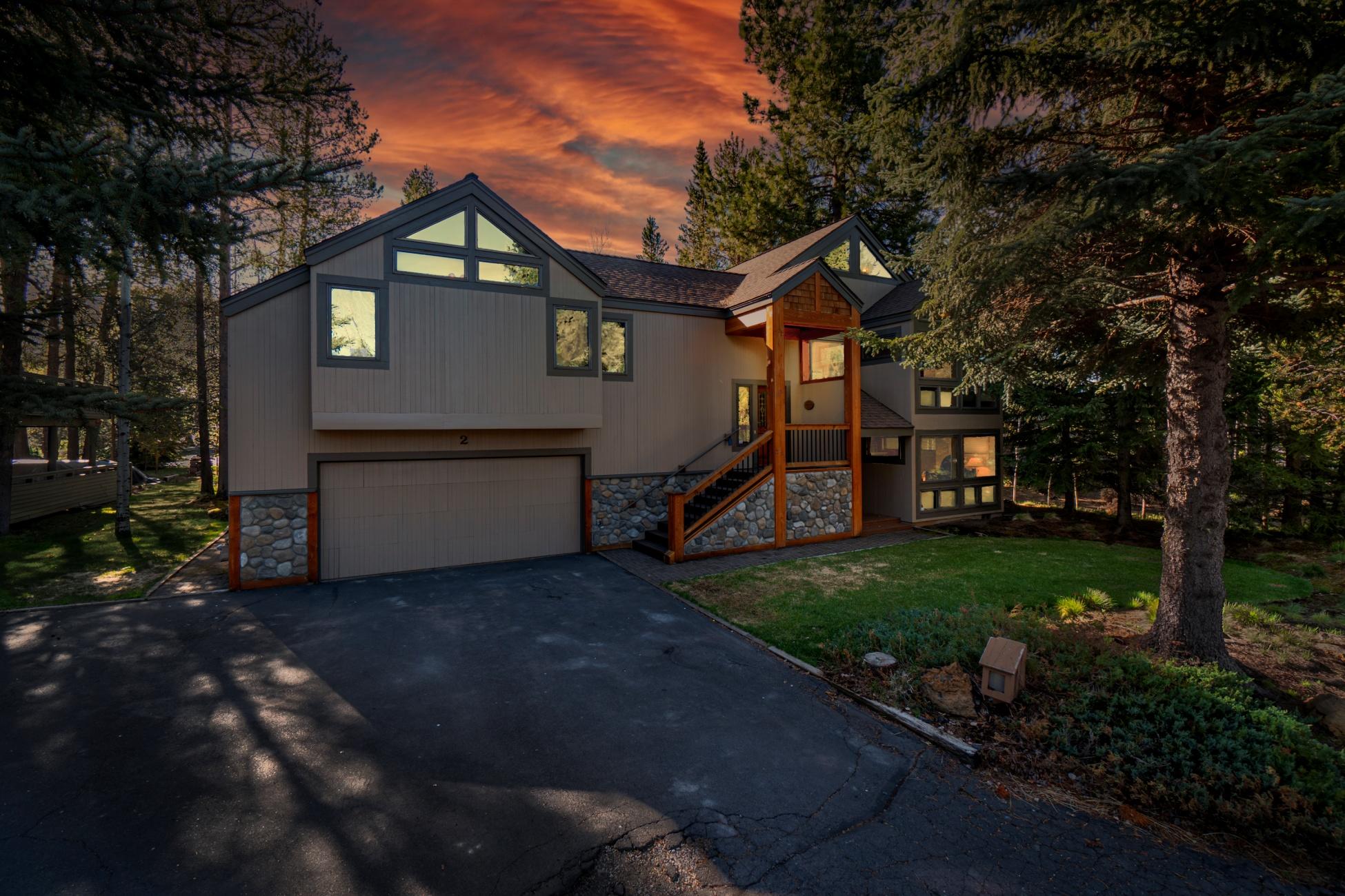 Fairway Point Villag - Residential