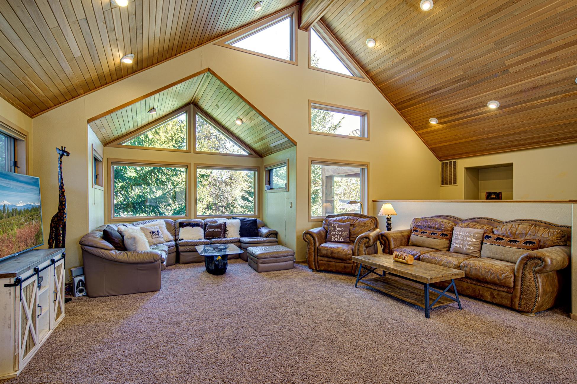 Fairway Point Villag - Residential