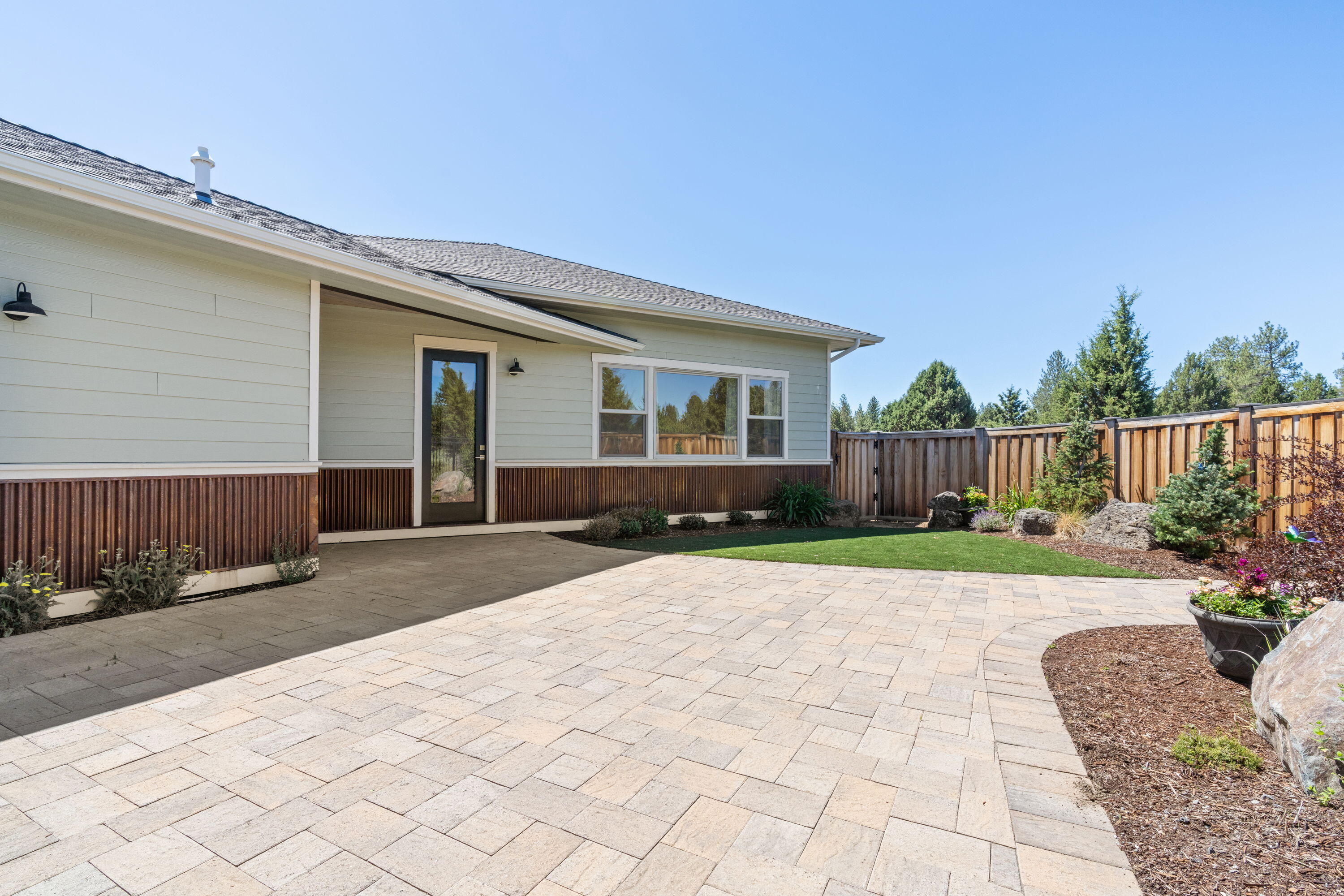 Sundance East - Residential