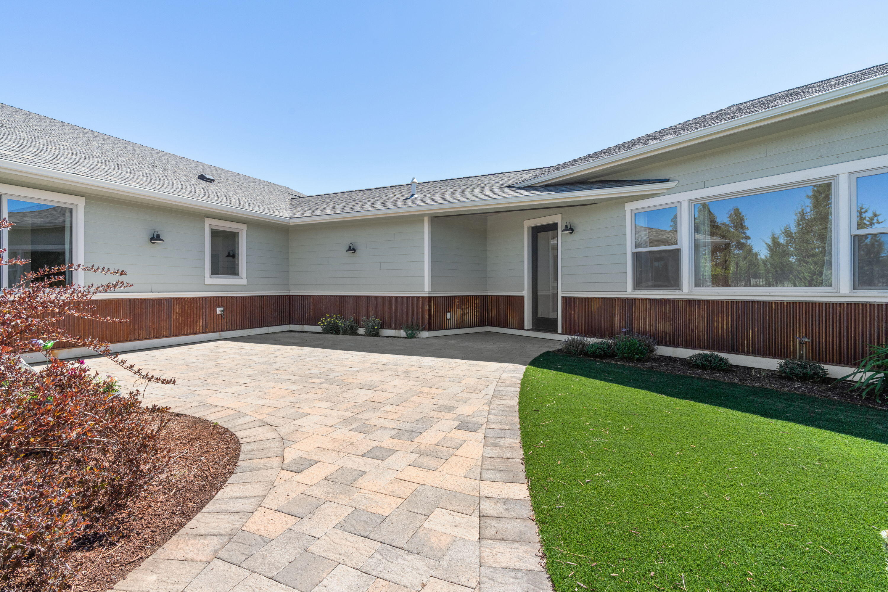 Sundance East - Residential