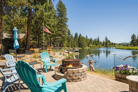 Tiny photo for 56532 Eclipse Drive, Bend, OR 97707 (MLS # 220215226)