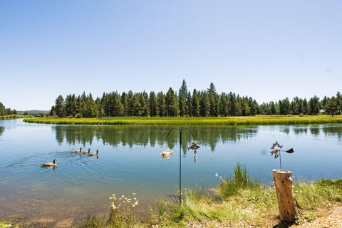 Tiny photo for 56532 Eclipse Drive, Bend, OR 97707 (MLS # 220215226)