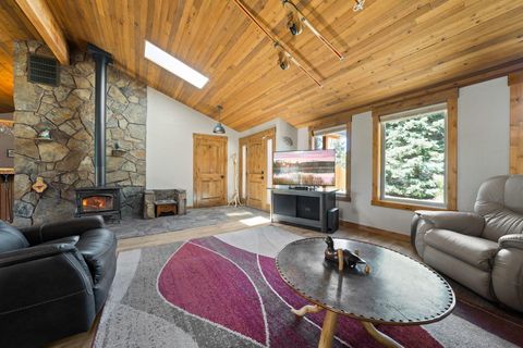 Tiny photo for 56532 Eclipse Drive, Bend, OR 97707 (MLS # 220215226)