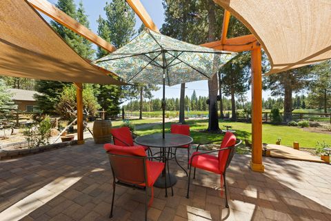 Tiny photo for 56532 Eclipse Drive, Bend, OR 97707 (MLS # 220215226)