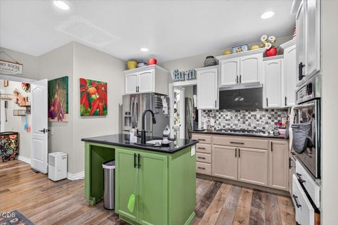 Tiny photo for 410 Patricia Lane, Eagle Point, OR 97524 (MLS # 220226920)