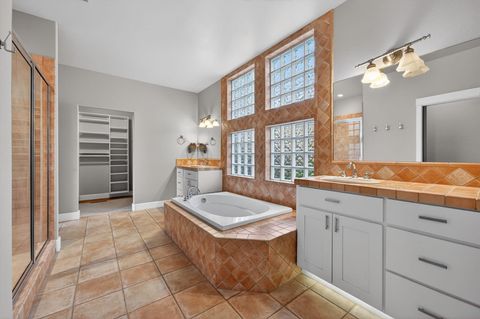 Tiny photo for 3122 NW Colonial Drive, Bend, OR 97703 (MLS # 220217098)