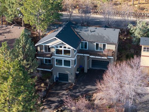 Tiny photo for 3122 NW Colonial Drive, Bend, OR 97703 (MLS # 220217098)