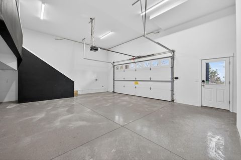 Tiny photo for 3122 NW Colonial Drive, Bend, OR 97703 (MLS # 220217098)