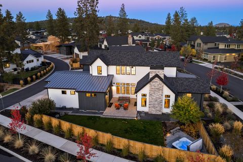 Tiny photo for 3076 NW Blodgett Way, Bend, OR 97703 (MLS # 220210362)