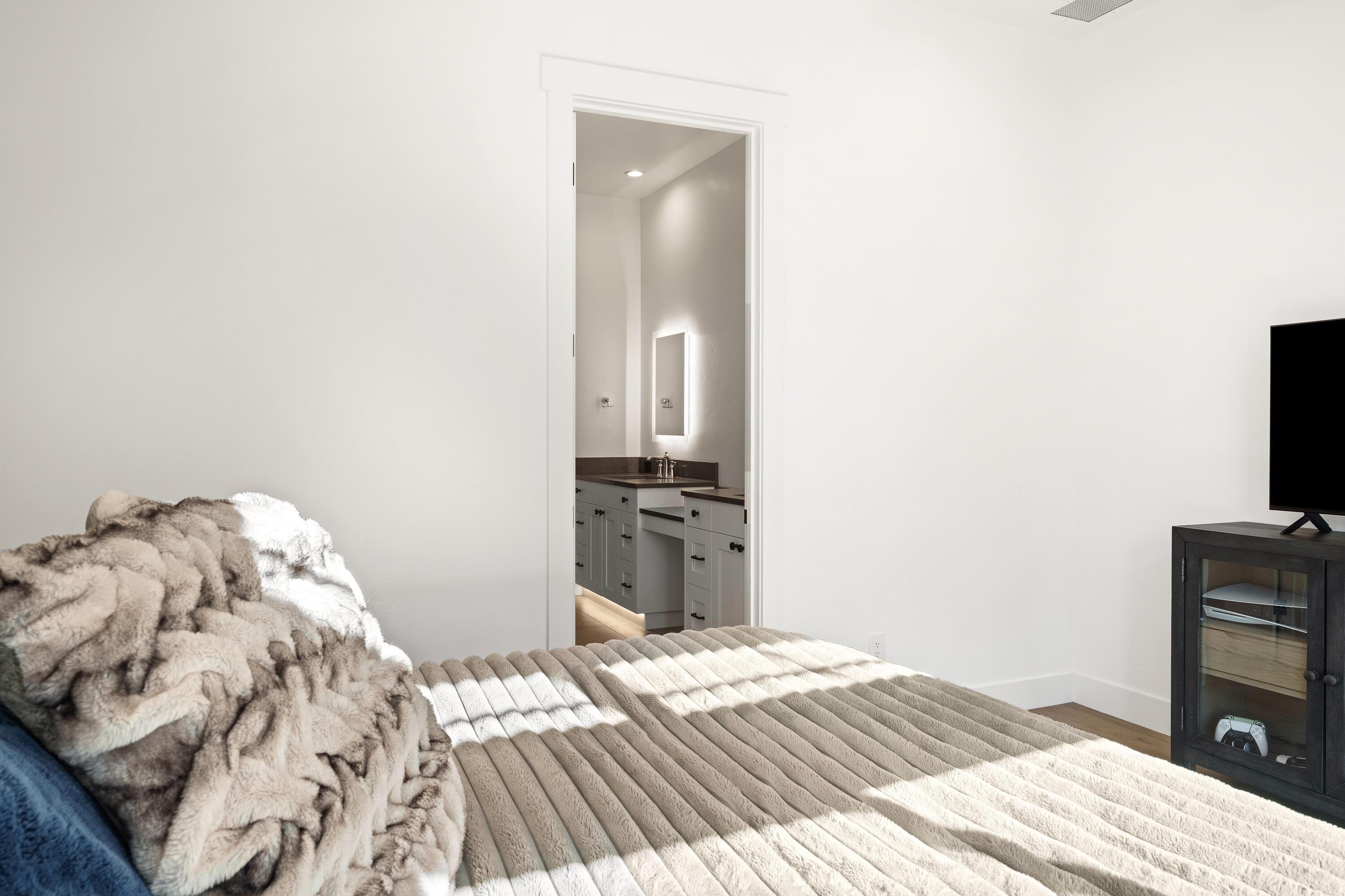 Discovery West Phase 2 - Residential