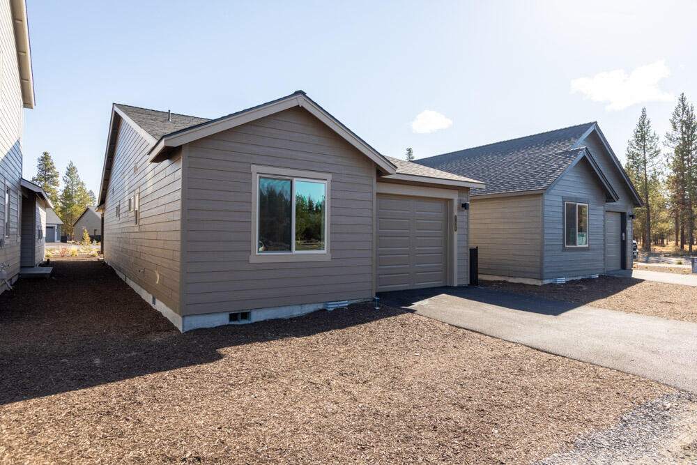 Crescent Creek - Residential