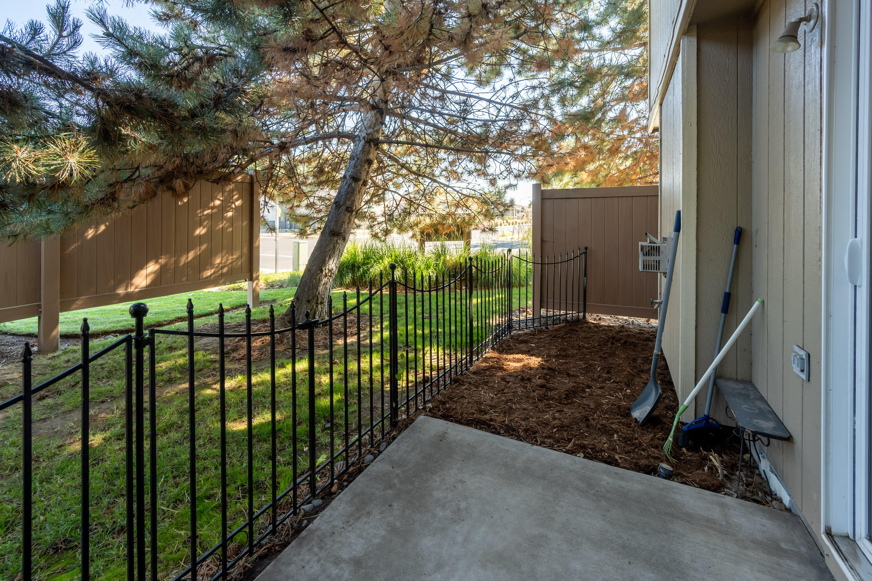 Sage Townhomes Condo - Residential