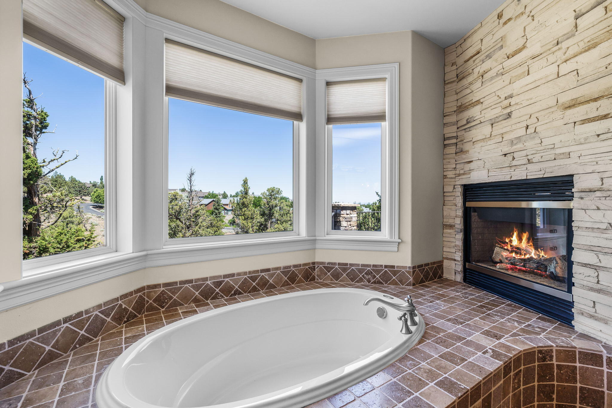 Ridge At Eagle Crest - Residential