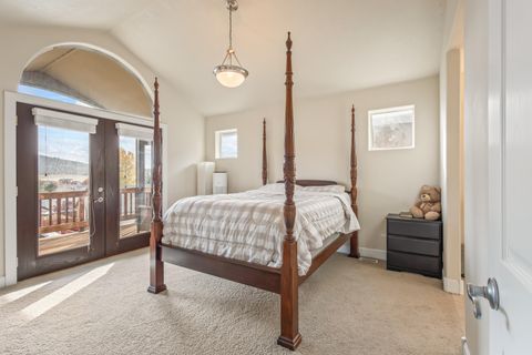 Tiny photo for 2671 NE Bobbi Court, Prineville, OR 97754 (MLS # 220211474)