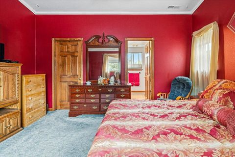 Tiny photo for 1551 SW Parkway Drive, Redmond, OR 97756 (MLS # 220219980)