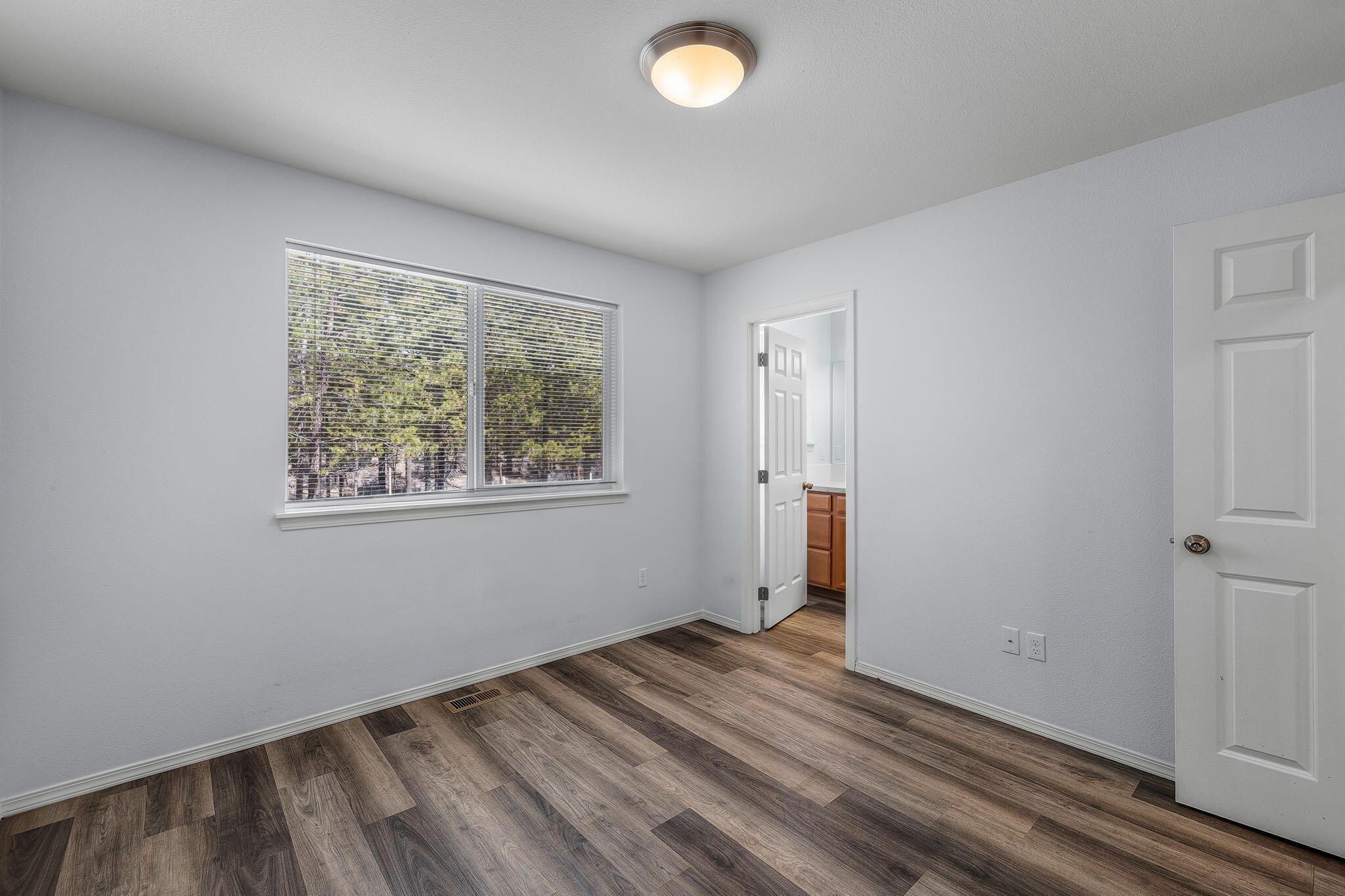 Sun Forest Estates - Residential