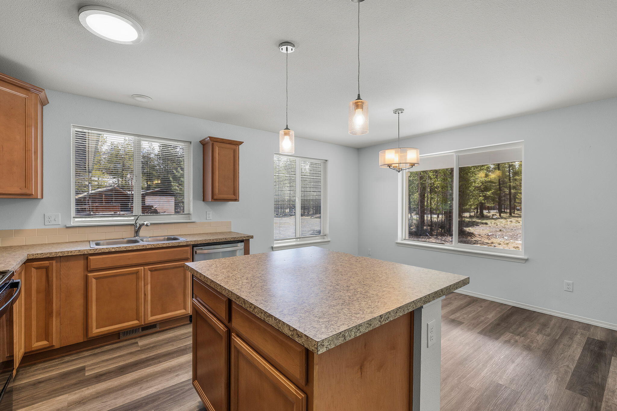 Sun Forest Estates - Residential