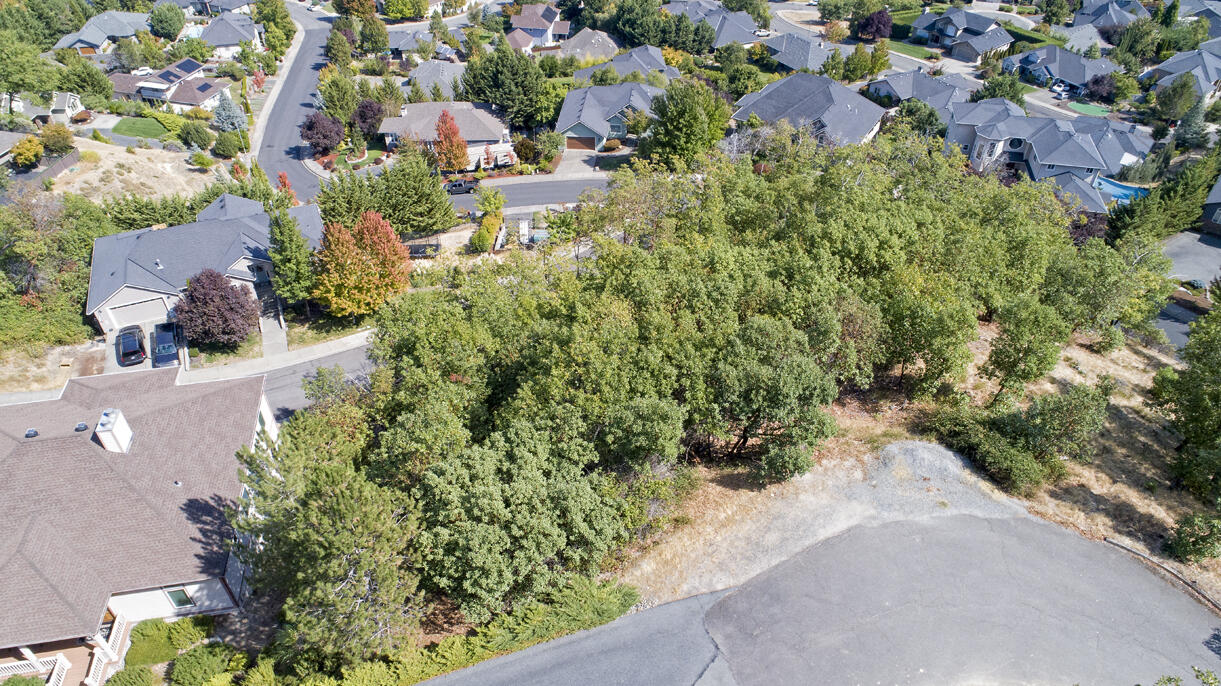 Laurelridge Subdivision - Land