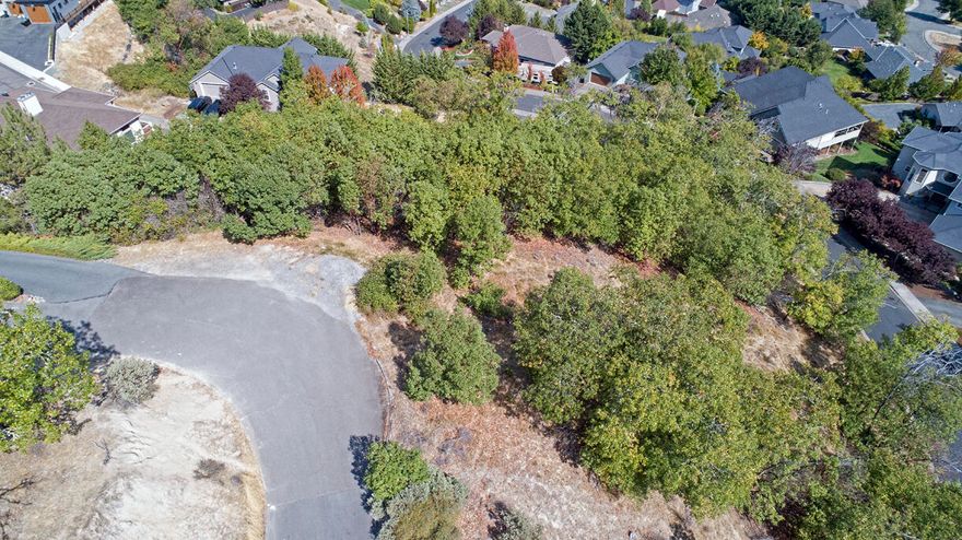 Don't miss your chance to own this large .47 acre view lot in the Laurelridge subdivision! 
Take the pipe to build your dream home and enjoy the breathtaking views. Utilities at the street!