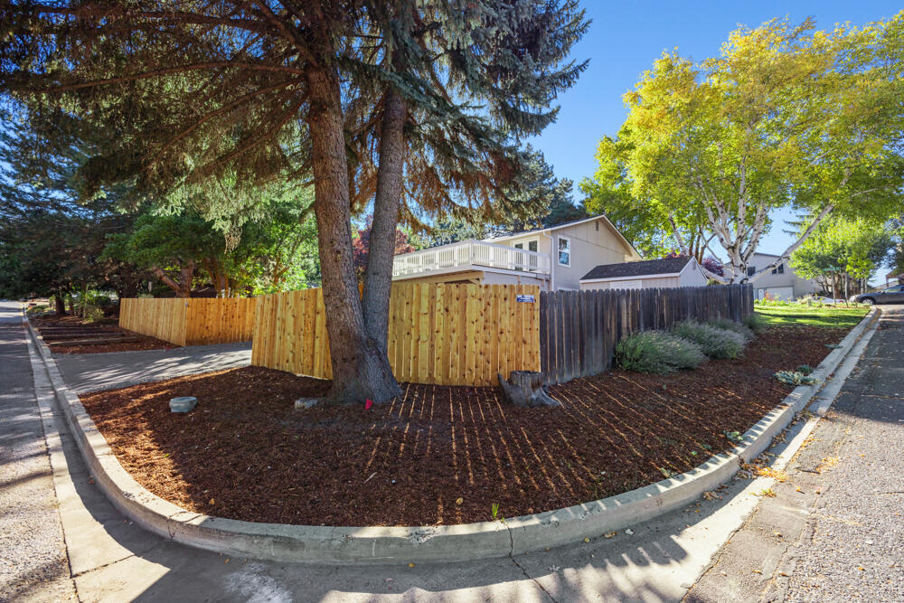 Klamath Falls -Buena Vista Addition - Residential