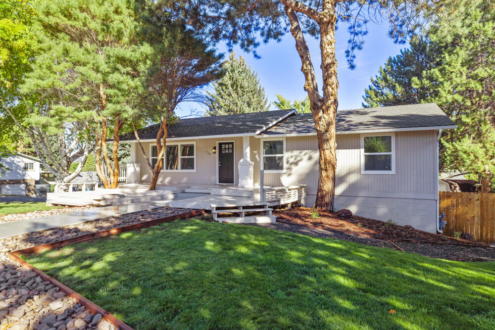 Klamath Falls -Buena Vista Addition - Residential