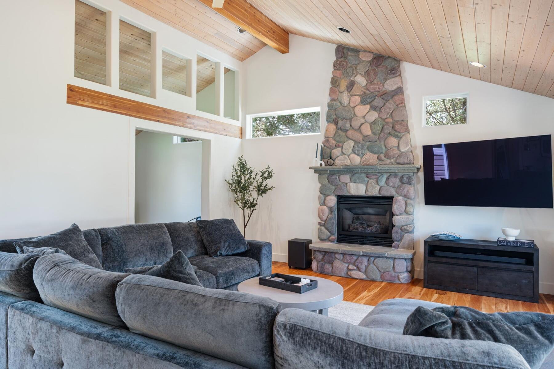 Highland Estate - Residential