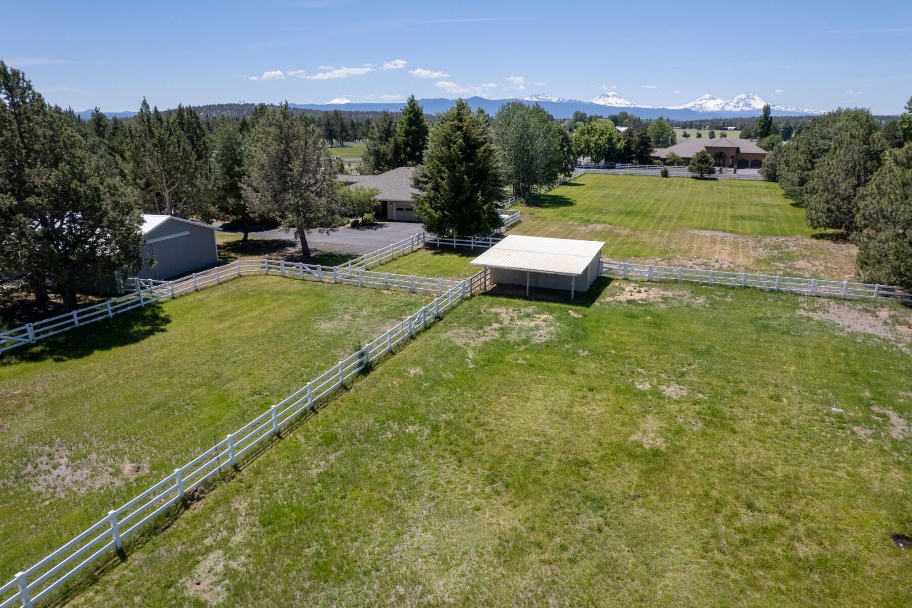 Highland Estate - Residential