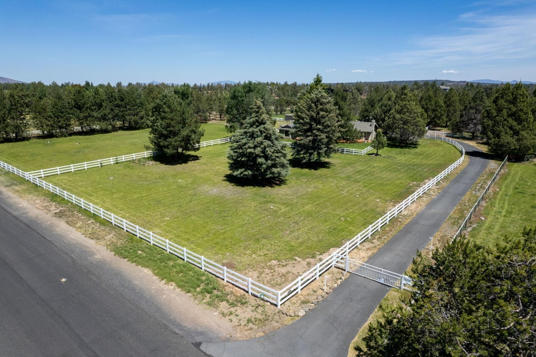 Highland Estate - Residential