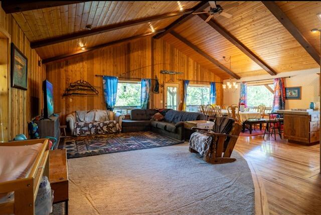 62482 Canyon Creek Lane