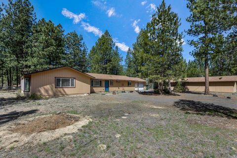 Tiny photo for 50874 Doe Loop, La Pine, OR 97739 (MLS # 220211837)