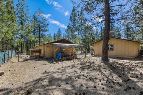 Tiny photo for 50874 Doe Loop, La Pine, OR 97739 (MLS # 220211837)