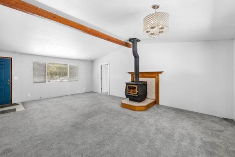 Tiny photo for 50874 Doe Loop, La Pine, OR 97739 (MLS # 220211837)