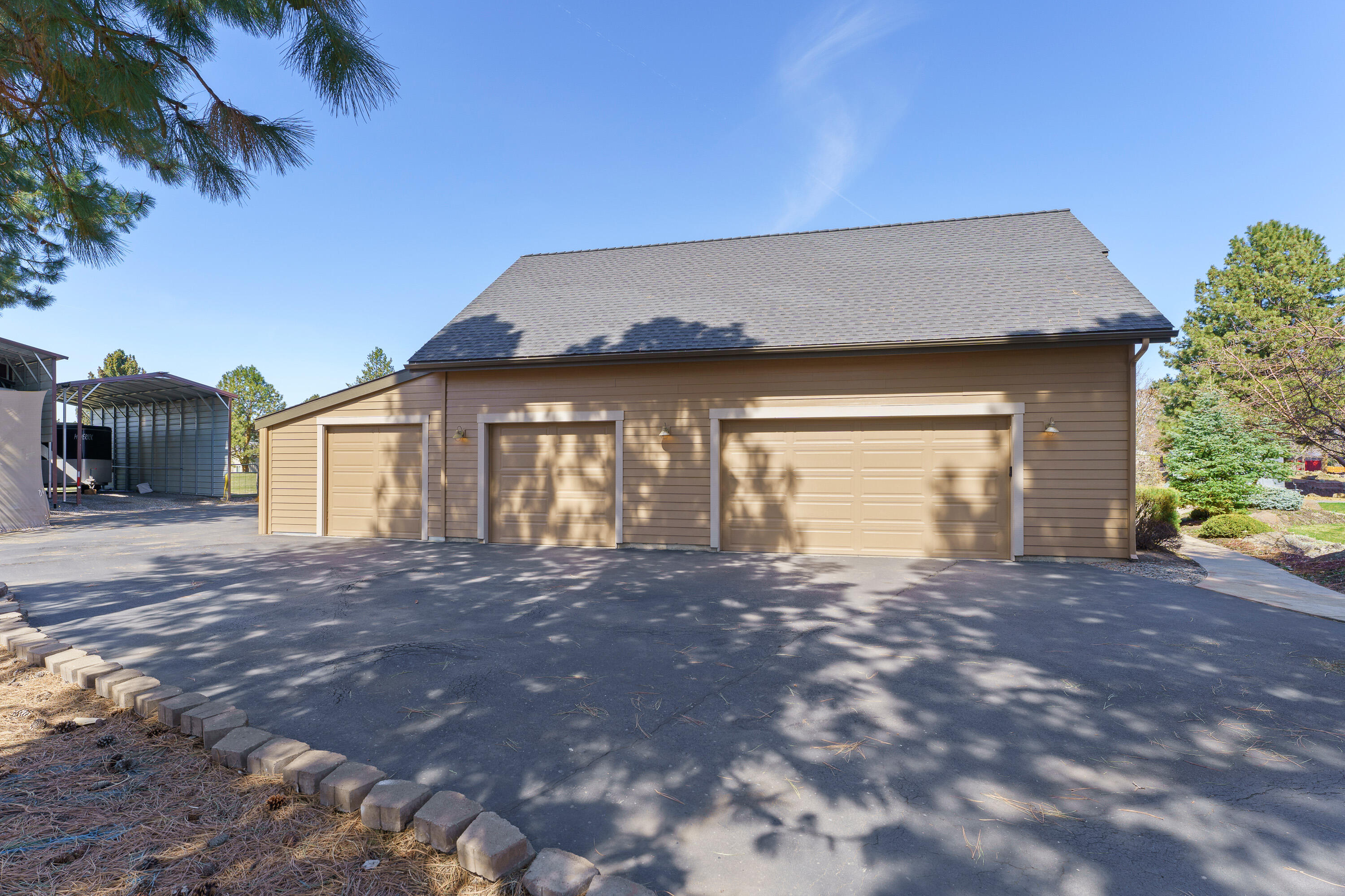 Dobbin Acres - Residential