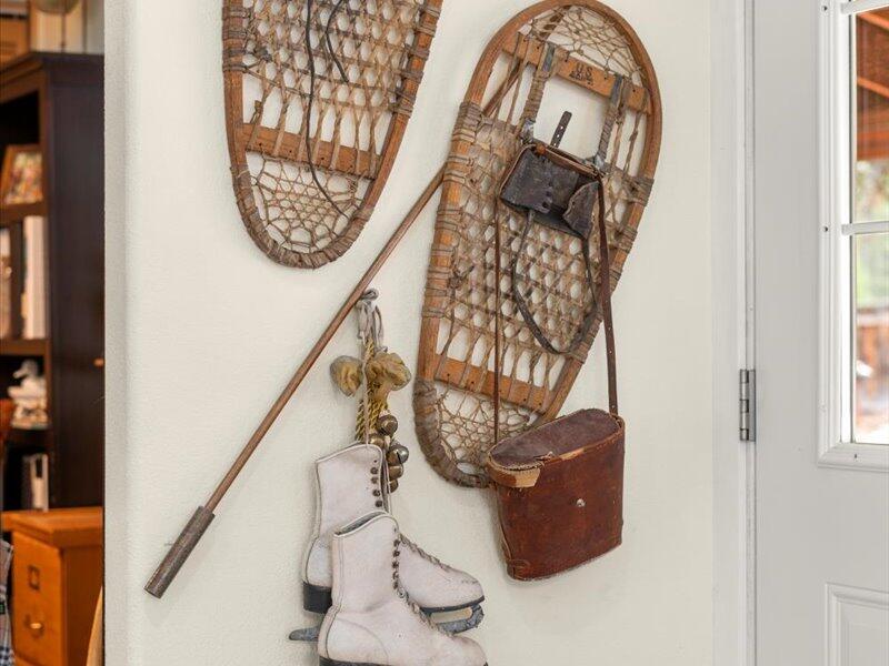 Wagon Trail Acreages - Residential