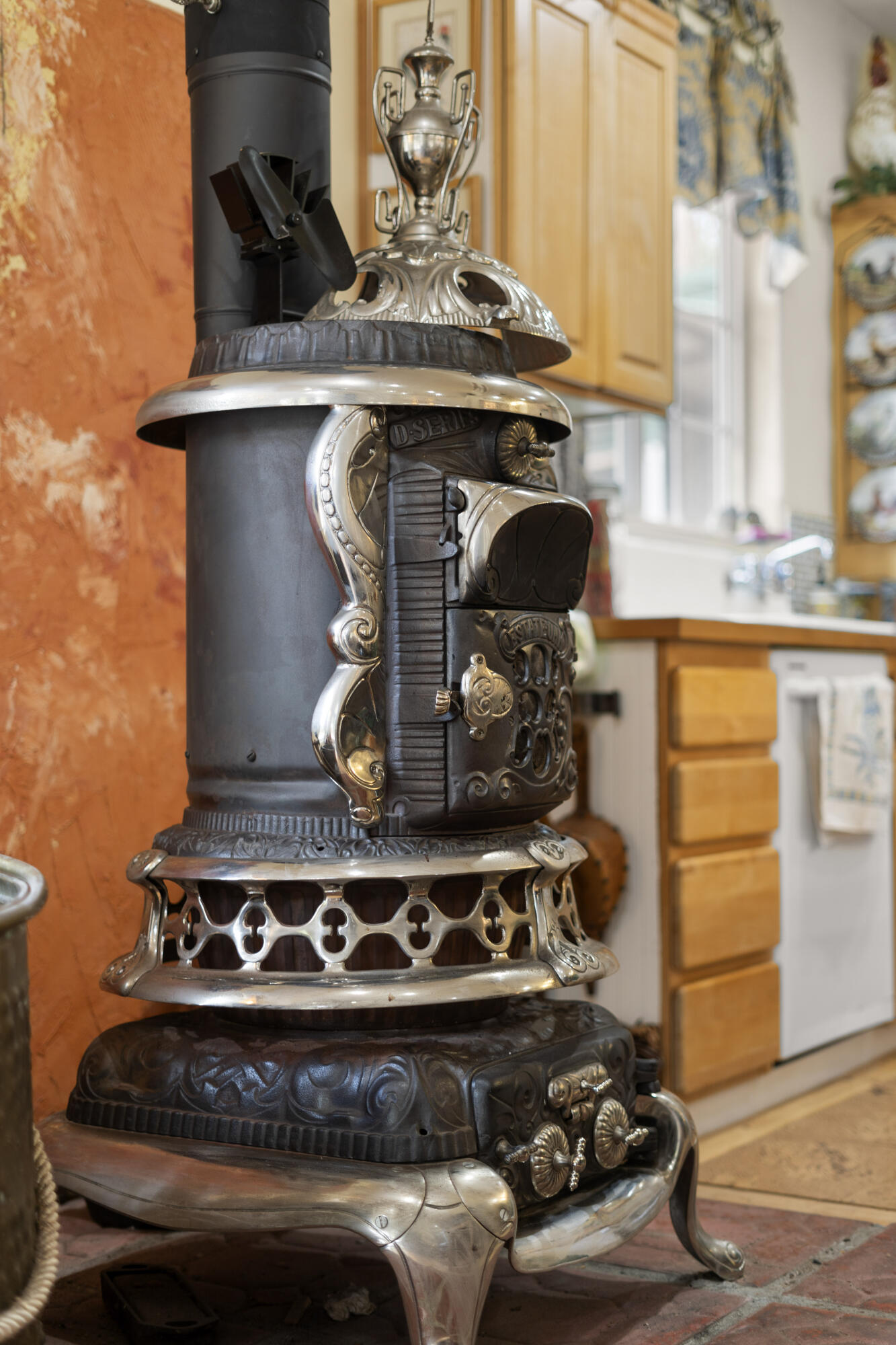 Wagon Trail Acreages - Residential