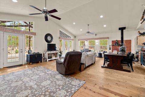 Tiny photo for 152113 Silver Spur Road, La Pine, OR 97739 (MLS # 220210582)