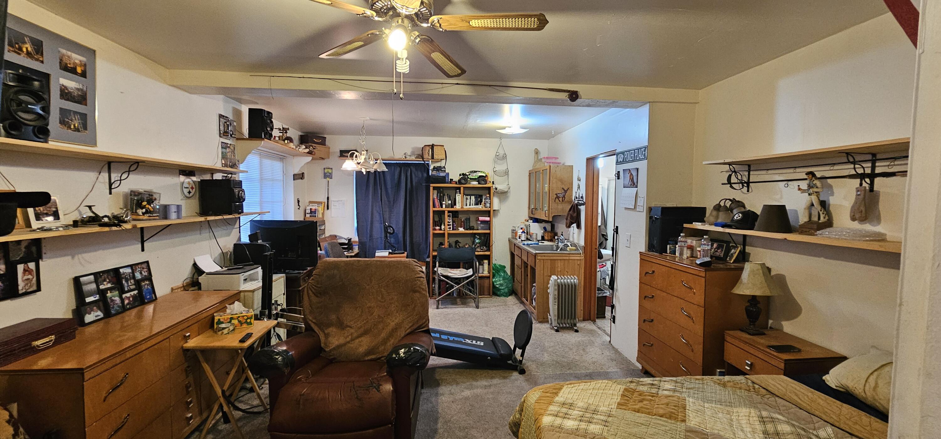 Wagon Trail Acreages - Residential