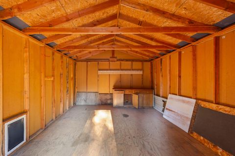 Tiny photo for 17280 Azusa Road, Bend, OR 97707 (MLS # 220213303)