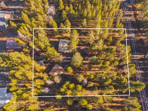 Tiny photo for 17280 Azusa Road, Bend, OR 97707 (MLS # 220213303)