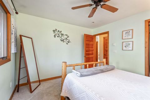 Tiny photo for 16430 Highway 126, Sisters, OR 97759 (MLS # 220213375)