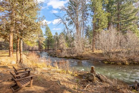 Tiny photo for 16430 Highway 126, Sisters, OR 97759 (MLS # 220213375)