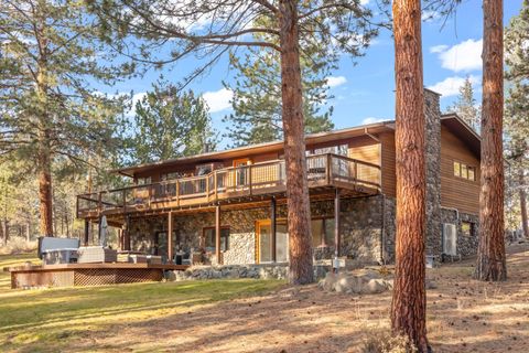 Tiny photo for 16430 Highway 126, Sisters, OR 97759 (MLS # 220213375)