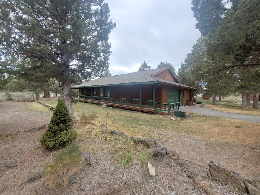 Located on one of the best lots in Boonesborough, this quality built single level home is ready for your special touches.  Bring your RV and toys to store in the 2,400 square foot finished and heated shop!