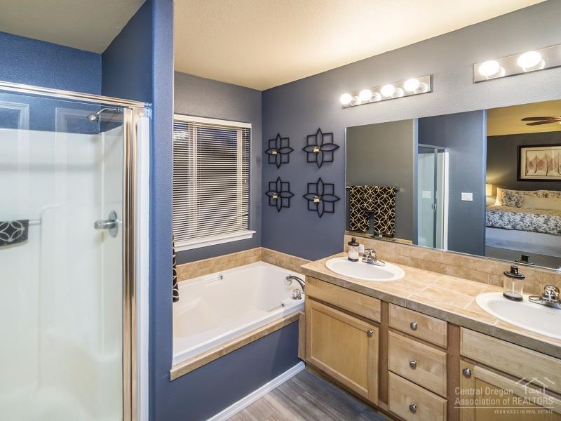 River Canyon Estates - Residential