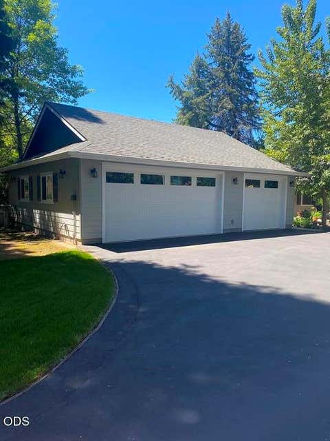 Tiny photo for 415 Berglund Street, Rogue River, OR 97537 (MLS # 220225949)