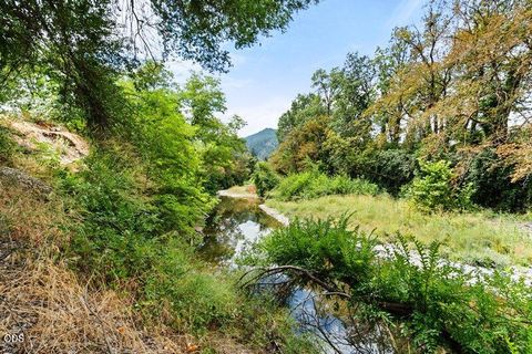Tiny photo for 415 Berglund Street, Rogue River, OR 97537 (MLS # 220225949)