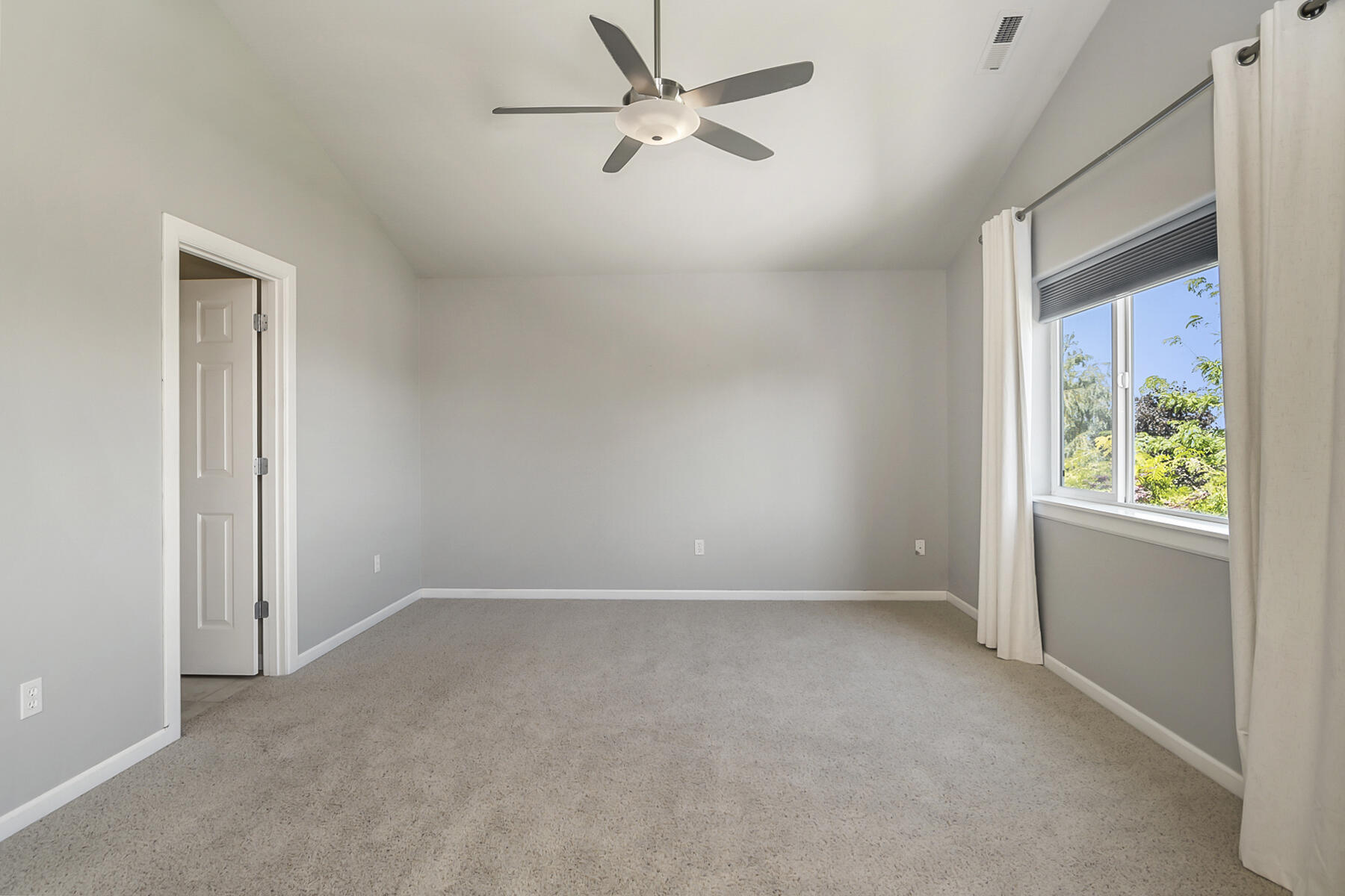 Quiet Canyon - Residential