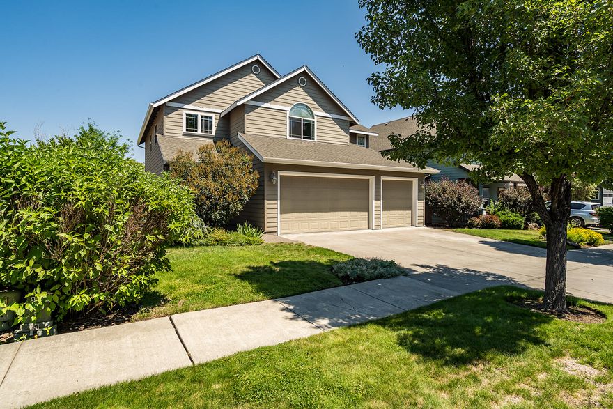 Located in a tranquil NE Bend neighborhood, this impressive 2,414 sq ft home offers comfortable living with three bedrooms, two and a half bathrooms, and a well-thought-out floor plan. It includes a downstairs office and a spacious upstairs bonus room for convenience and versatility.

The main floor features an open dining room flowing into the family room, creating an inviting atmosphere for entertaining. Step onto the back deck from the family room to enjoy the large fenced backyard extending to the canal—a peaceful retreat for outdoor activities. The home is meticulously maintained and boasts hardwood floors, central heating/cooling, and a cozy gas fireplace.

The fully equipped kitchen with granite countertops and stainless steel appliances caters to culinary enthusiasts. A three-car garage ensures ample storage space for organized belongings. With its desirable location, thoughtful layout, and attractive features, this home offers a truly enjoyable living experience.